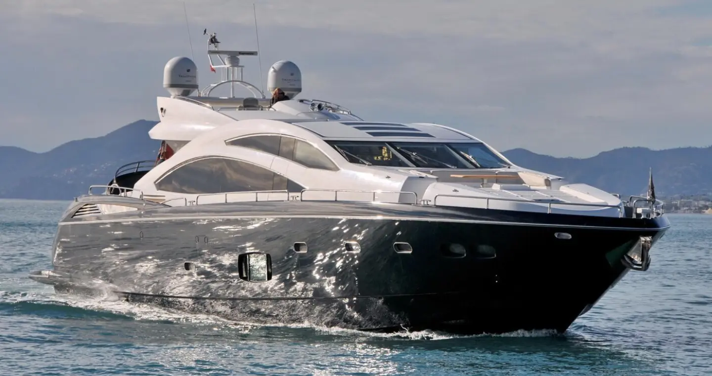 La Brise Charter Ibiza - Sunseeker