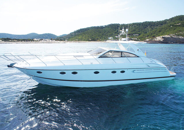 Princess V55 - La Brise Charter Ibiza